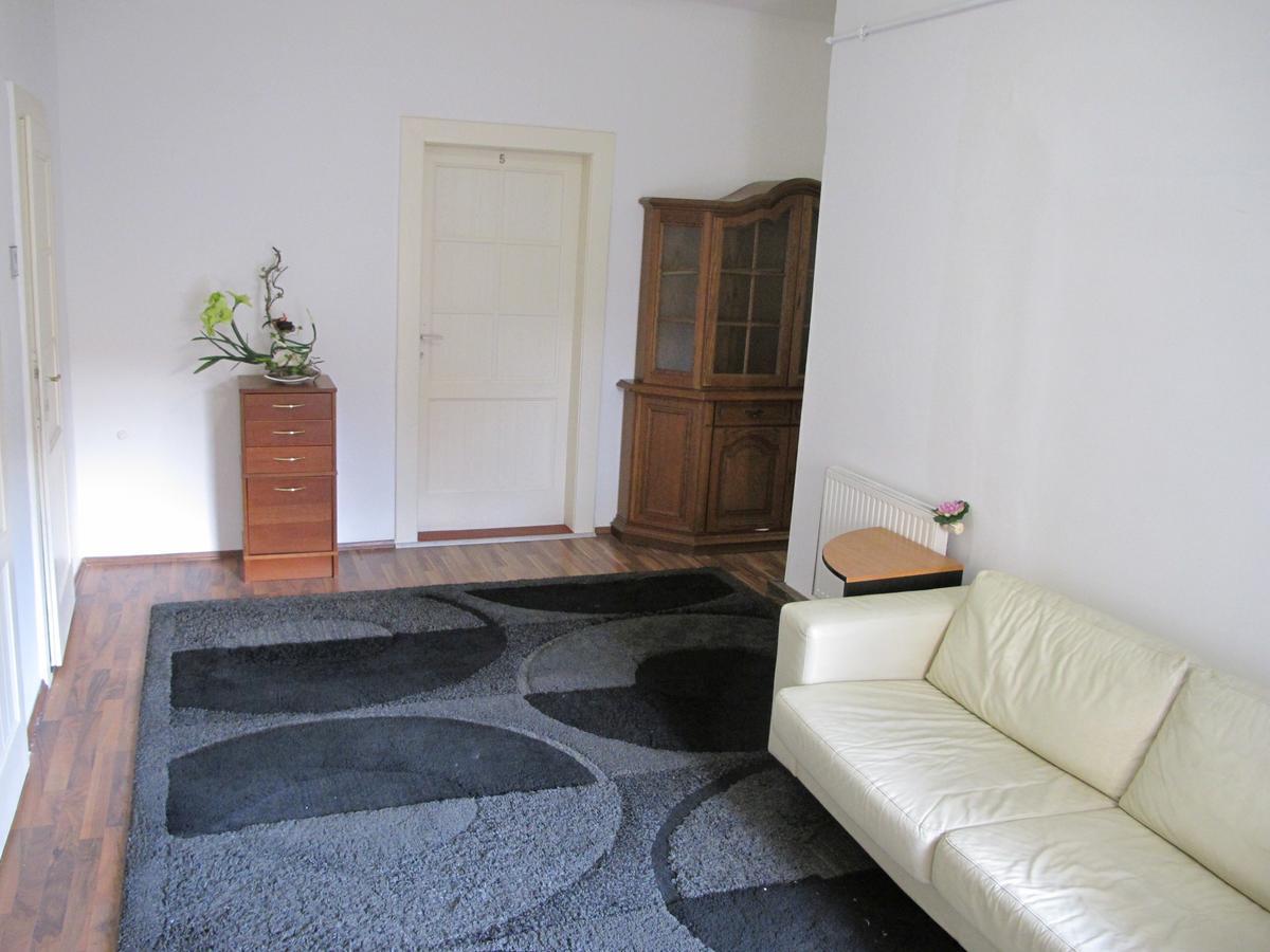 All Seasons Hostel Prag Exterior foto